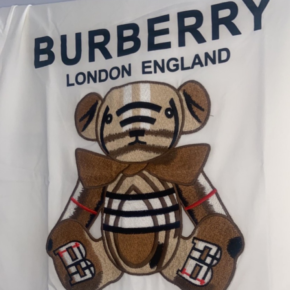 Burberry Tshirt Medium size